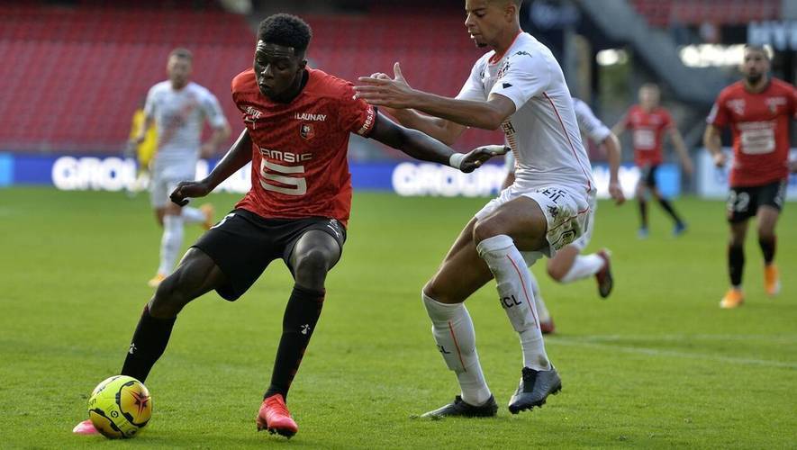 马赛主场不敌雷恩，排名继续下滑