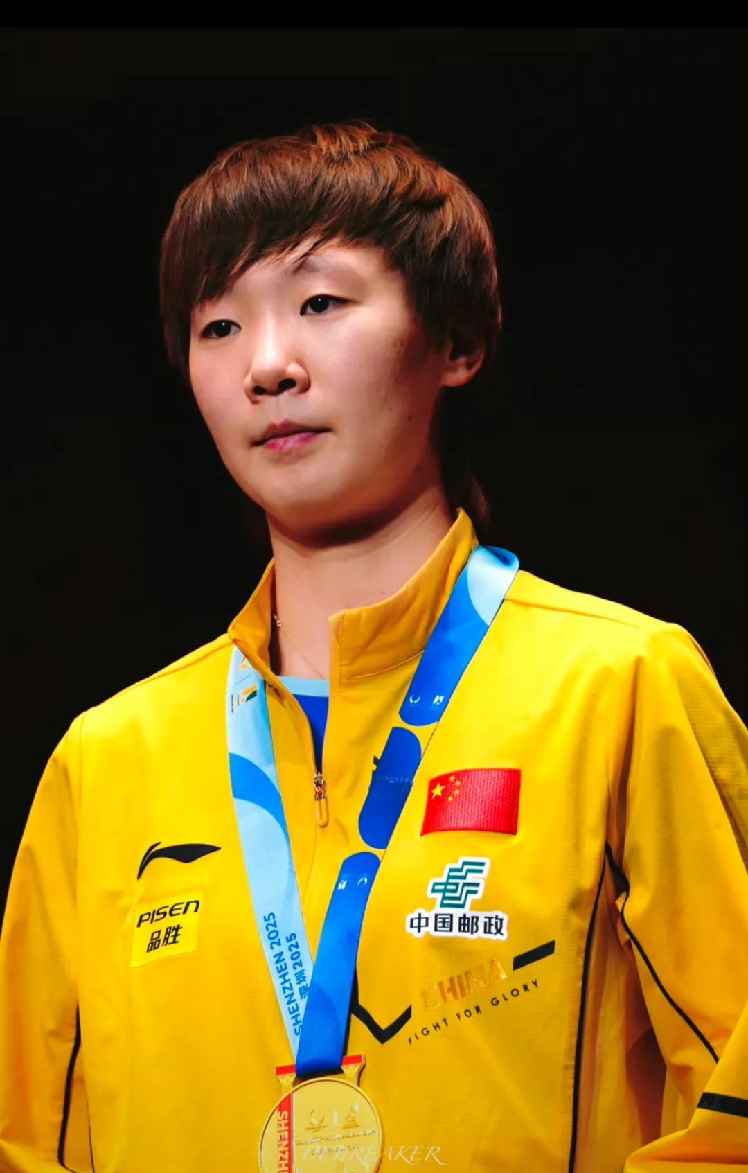 马龙一次失误导致丢分，苏炳添主帅愤怒砸战术本！